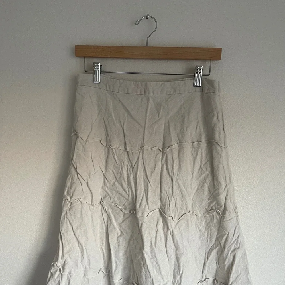 Vintage Christopher and‎ Banks Tiered Beige Linen Midi Skirt Size 8 - Picture 6 of 12